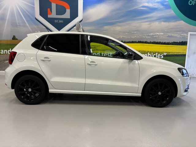 2015 Volkswagen Polo 1L SE Design 5dr - Photo 4
