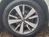 USED 2019 69 NISSAN LEAF 40kWh Acenta Hatchback 5dr Electric Auto (150 ps) SAT NAV  REAR CAMERA  2 CABLES