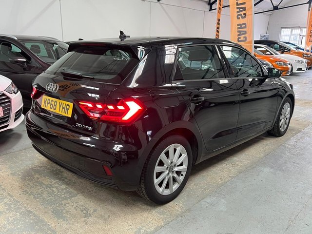 2018 Audi A1 - Photo 8