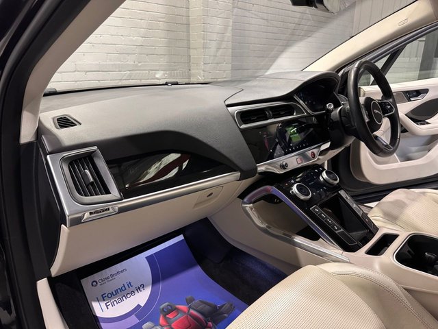 2020 Jaguar I-Pace - Photo 11