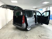 USED 2022 72 VAUXHALL COMBO LIFE 1.5 Turbo D SE MPV 5dr Diesel Manual 6Spd Euro 6 (s/s) (100 ps) APPLE PLAY+ SPLIT WINDOW+ REVERSING CAMERA