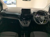 USED 2022 72 VAUXHALL COMBO LIFE 1.5 Turbo D SE MPV 5dr Diesel Manual 6Spd Euro 6 (s/s) (100 ps) APPLE PLAY+ SPLIT WINDOW+ REVERSING CAMERA
