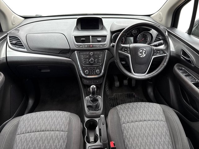2016 VAUXHALL MOKKA 1.6i Exclusiv SUV 5dr Petrol Manual 2WD Euro 6 (s/s) (115 ps) - Photo 9