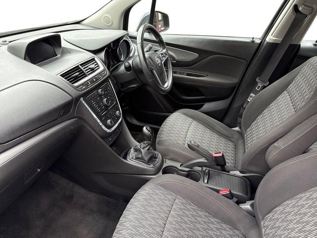2016 VAUXHALL MOKKA 1.6i Exclusiv SUV 5dr Petrol Manual 2WD Euro 6 (s/s) (115 ps) - Photo 10