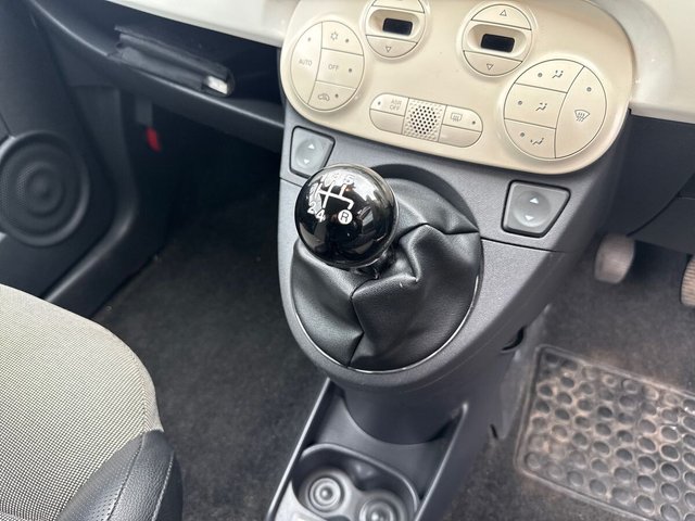 2010 FIAT 500C 1.2 Lounge Convertible 2dr Petrol Manual Euro 5 (69 bhp) - Photo 11