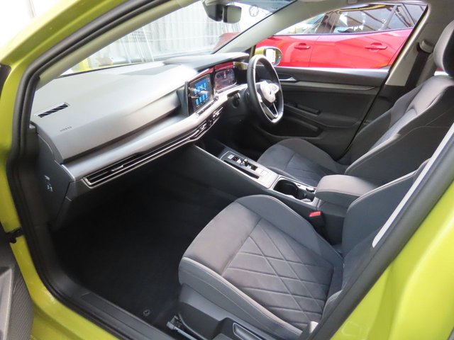 View our VOLKSWAGEN GOLF