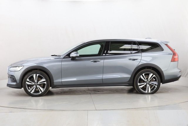 2019 Volvo V60 Cross Country 2L Plus 5dr - Photo 6
