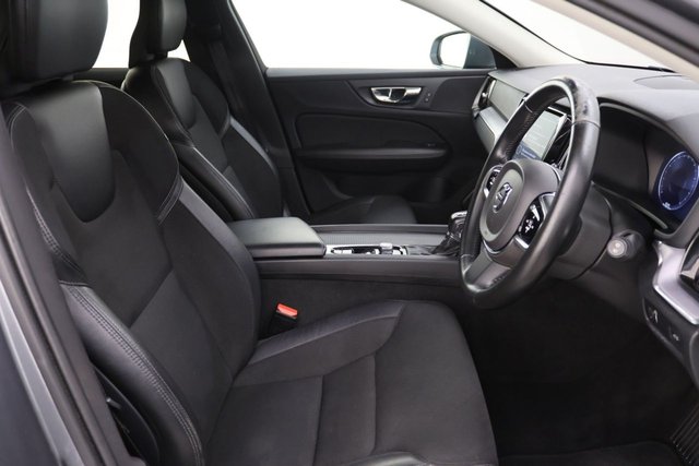 2019 Volvo V60 Cross Country 2L Plus 5dr - Photo 12