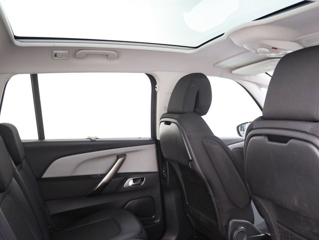 2022 Citroen Grand C4 Spacetourer 1.2L Shine 5dr - Photo 2