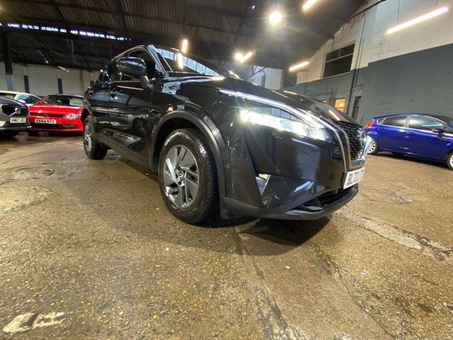 2022 Nissan Qashqai 1.3 DIG-T MHEV Acenta Premium SUV 5dr Petrol Hybrid Manual Euro 6 (s/s) (140 ps) photo
