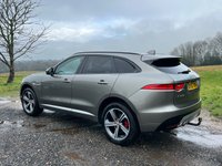 USED 2017 67 JAGUAR F-PACE 3.0 D300 V6 S SUV 5dr Diesel Auto AWD Euro 6 (s/s) (300 ps) 