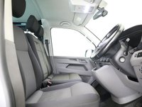 USED 2021 71 VOLKSWAGEN TRANSPORTER 2.0 TDI T32 Highline Kombi Double Cab 5dr Diesel Manual FWD LWB High Roof Euro 6 (s/s) (150 ps) **6 SEATER DIESEL MANUAL**LWB