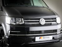USED 2019 19 VOLKSWAGEN TRANSPORTER SHUTTLE 2.0 TDI SE Minibus Double Cab 5dr Diesel DSG FWD LWB Euro 6 (s/s) (150 ps) **9 SEATER DIESEL AUTOMATIC**LWB