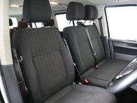 USED 2019 19 VOLKSWAGEN TRANSPORTER SHUTTLE 2.0 TDI SE Minibus Double Cab 5dr Diesel DSG FWD LWB Euro 6 (s/s) (150 ps) **9 SEATER DIESEL AUTOMATIC**LWB