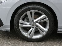 USED 2022 72 VOLKSWAGEN GOLF 1.5 TSI R-Line 5d 130 S/S 1 OWNER FULL SERVICE HISTORY, SAT NAV, APPLE CARPLAY/ANDROID AUTO, DIGITAL COCKPIT, WIRELESS PHONE CHARGER, PART LEATHER, SPORT SEATS, SPORTS SUSPENSION, DAB RADIO, BLUETOOTH, LANE ASSIST, ADAPTIVE CRUISE, FRONT & REAR PARKING SENSORS, PRIVACY GLASS, HEATED LEATHER FLAT BOTTOM TIPTRONIC MULTIFUNCTION STEERING WHEEL, RAIN & LIGHT SENSORS, MULTICOLOURED AMBIENT INTERIOR LIGHTING, AUTO HOLD, 17 INCH ALLOYS, DRIVE SELECT, 4 USB C PORTS, CLIMATE CONTROL, ILLUMINATING VANITY MIRRORS, MANUAL 6 SPEED