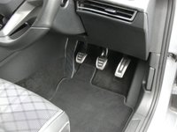 USED 2022 72 VOLKSWAGEN GOLF 1.5 TSI R-Line 5d 130 S/S 1 OWNER FULL SERVICE HISTORY, SAT NAV, APPLE CARPLAY/ANDROID AUTO, DIGITAL COCKPIT, WIRELESS PHONE CHARGER, PART LEATHER, SPORT SEATS, SPORTS SUSPENSION, DAB RADIO, BLUETOOTH, LANE ASSIST, ADAPTIVE CRUISE, FRONT & REAR PARKING SENSORS, PRIVACY GLASS, HEATED LEATHER FLAT BOTTOM TIPTRONIC MULTIFUNCTION STEERING WHEEL, RAIN & LIGHT SENSORS, MULTICOLOURED AMBIENT INTERIOR LIGHTING, AUTO HOLD, 17 INCH ALLOYS, DRIVE SELECT, 4 USB C PORTS, CLIMATE CONTROL, ILLUMINATING VANITY MIRRORS, MANUAL 6 SPEED