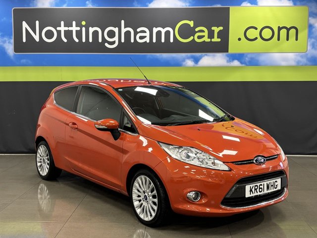 2012 Ford Fiesta 1.4L Titanium 3dr - Photo 2