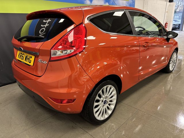 2012 Ford Fiesta 1.4L Titanium 3dr - Photo 8