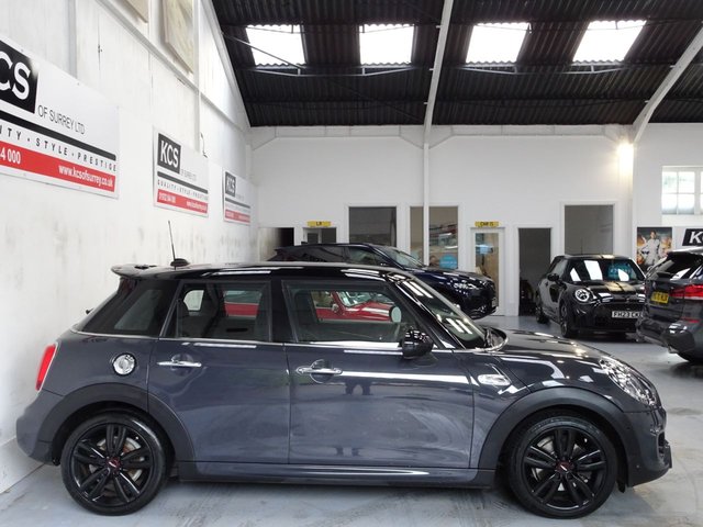 2019 MINI HATCH 2.0 Cooper S Sport Hatchback 5dr Petrol Steptronic Euro 6 (s/s) (192 ps) - Photo 3