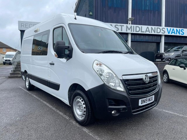 View our Vauxhall Movano range