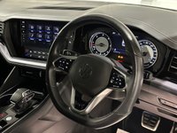 USED 2020 70 VOLKSWAGEN TOUAREG 3.0 TDI V6 R-Line SUV 5dr Diesel Tiptronic 4Motion Euro 6 (s/s) (231 ps) 