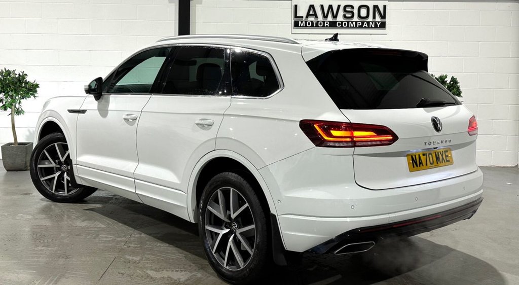 USED 2020 70 VOLKSWAGEN TOUAREG 3.0 TDI V6 R-Line SUV 5dr Diesel Tiptronic 4Motion Euro 6 (s/s) (231 ps) 