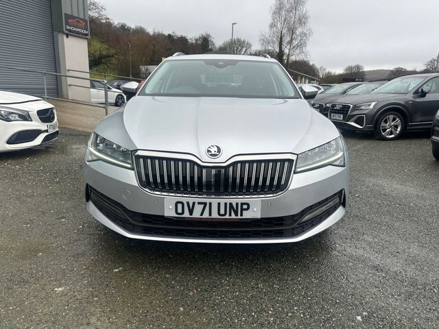 View our SKODA SUPERB