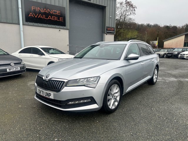 View our SKODA SUPERB
