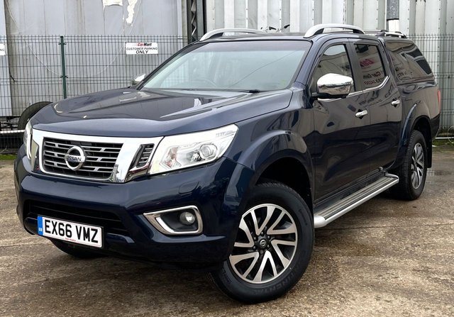 2016 NISSAN NAVARA 2.3 dCi Tekna Pickup Double Cab 4dr Diesel Auto 4WD Euro 6 (190 ps) - Photo 2