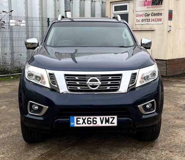2016 NISSAN NAVARA 2.3 dCi Tekna Pickup Double Cab 4dr Diesel Auto 4WD Euro 6 (190 ps) - Photo 5