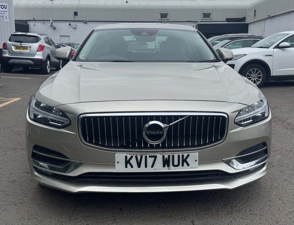 Gold 2017 Volvo S90 Saloon All-wheel drive Automatic