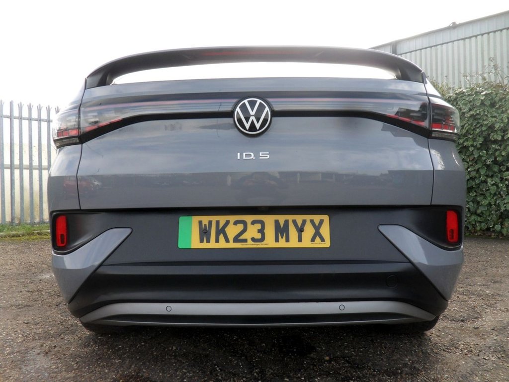 USED 2023 23 VOLKSWAGEN ID.5 Pro 77kWh Style SUV 5dr Electric Auto (174 ps) Heated Seats And Steering Wheel