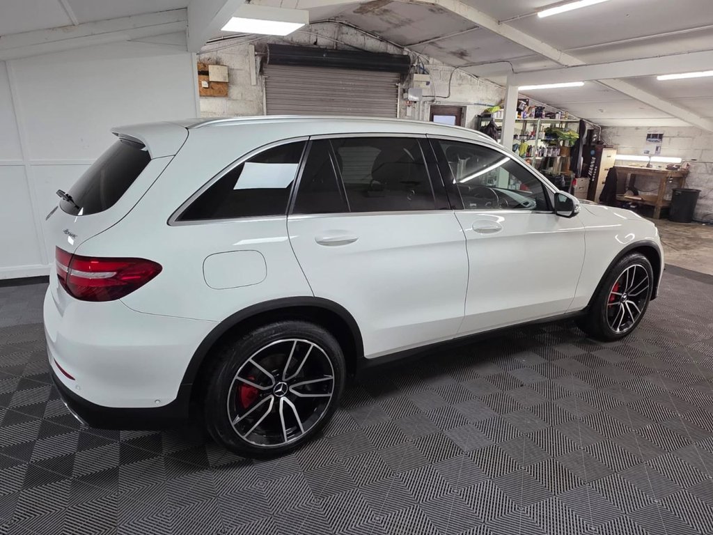 USED 2017 17 MERCEDES-BENZ GLC 2.1 GLC220d AMG Line SUV 5dr Diesel G-Tronic 4MATIC Euro 6 (s/s) (170 ps) Bluetooth - SatNav - Sensors!