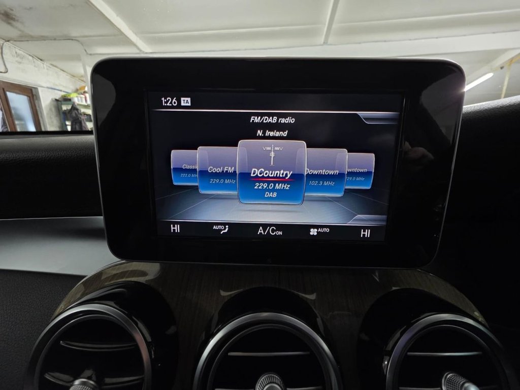 USED 2017 17 MERCEDES-BENZ GLC 2.1 GLC220d AMG Line SUV 5dr Diesel G-Tronic 4MATIC Euro 6 (s/s) (170 ps) Bluetooth - SatNav - Sensors!