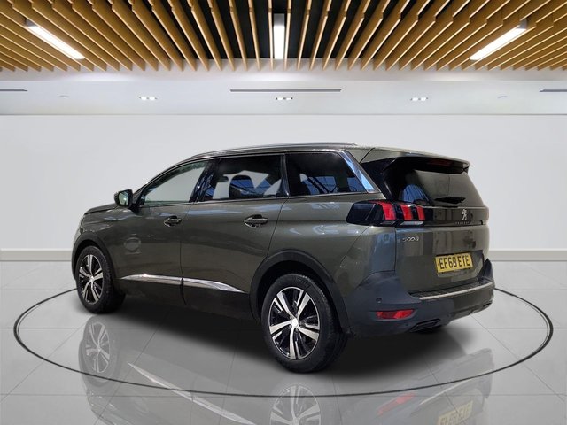 2018 Peugeot 5008 1.2L Allure 5dr - Photo 6