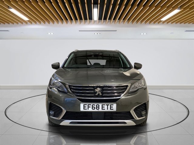 2018 Peugeot 5008 1.2L Allure 5dr - Photo 2