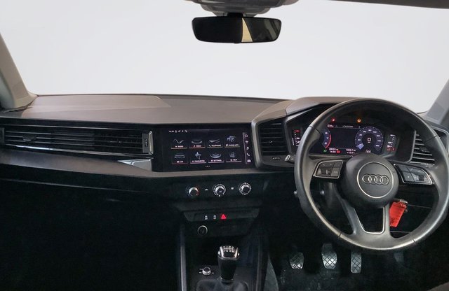 2022 Audi A1 1L Technik 5dr - Photo 3