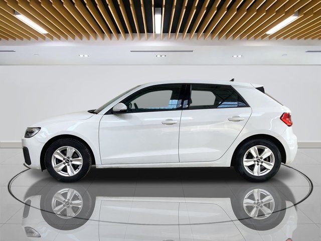 2022 Audi A1 1L Technik 5dr - Photo 5