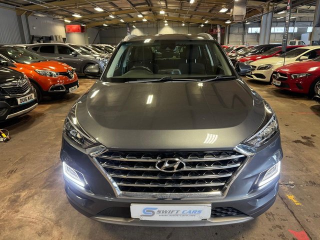 2018 HYUNDAI TUCSON CRDI SE NAV - Photo 2