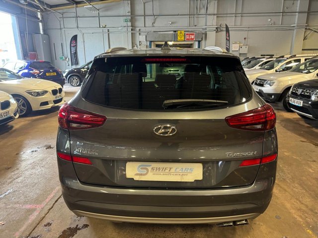 2018 HYUNDAI TUCSON CRDI SE NAV - Photo 6