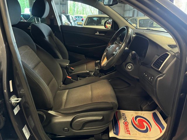 2018 HYUNDAI TUCSON CRDI SE NAV - Photo 10