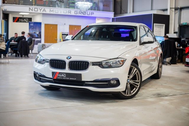 2016 BMW 3 Series 2L Sport 4dr - Photo 5