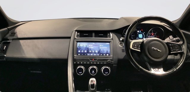 2018 Jaguar E-Pace 2L R-Dynamic Se 5dr - Photo 3