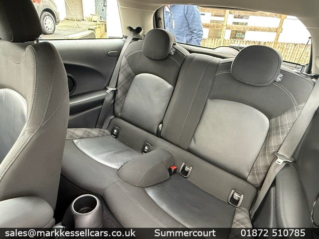 2019 MINI HATCH 2.0 Cooper S Classic Hatchback 3dr Petrol Steptronic Euro 6 (s/s) (192 ps) - Photo 4