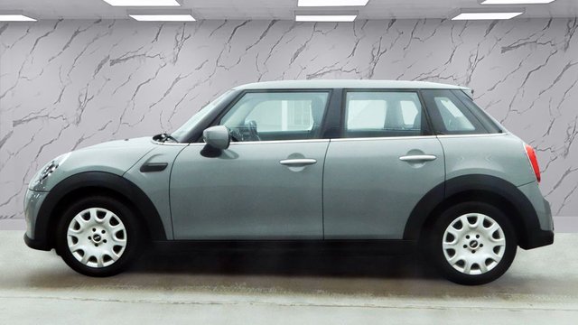 2022 MINI Hatch 1.5L One Classic 5dr - Photo 6