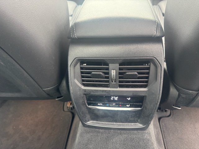 2022 BMW 3 SERIES - Photo 11