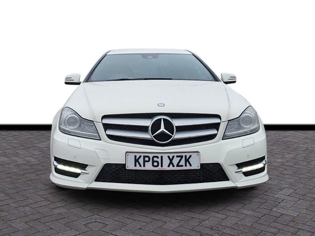 2011 Mercedes-Benz C-Class 2.1L Amg Sport Edition 125 2dr - Photo 2
