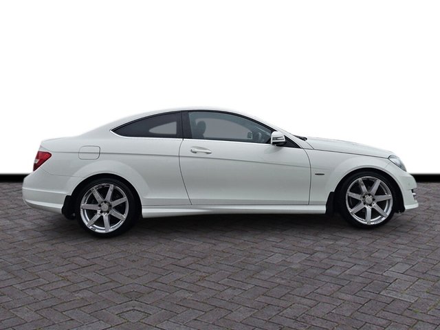 2011 Mercedes-Benz C-Class 2.1L Amg Sport Edition 125 2dr - Photo 3