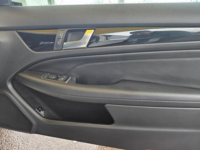 2011 Mercedes-Benz C-Class 2.1L Amg Sport Edition 125 2dr - Photo 9