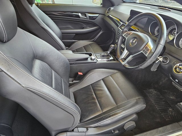 2011 Mercedes-Benz C-Class 2.1L Amg Sport Edition 125 2dr - Photo 10